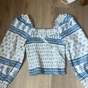 Boutique, never worn, off the shoulder crop top